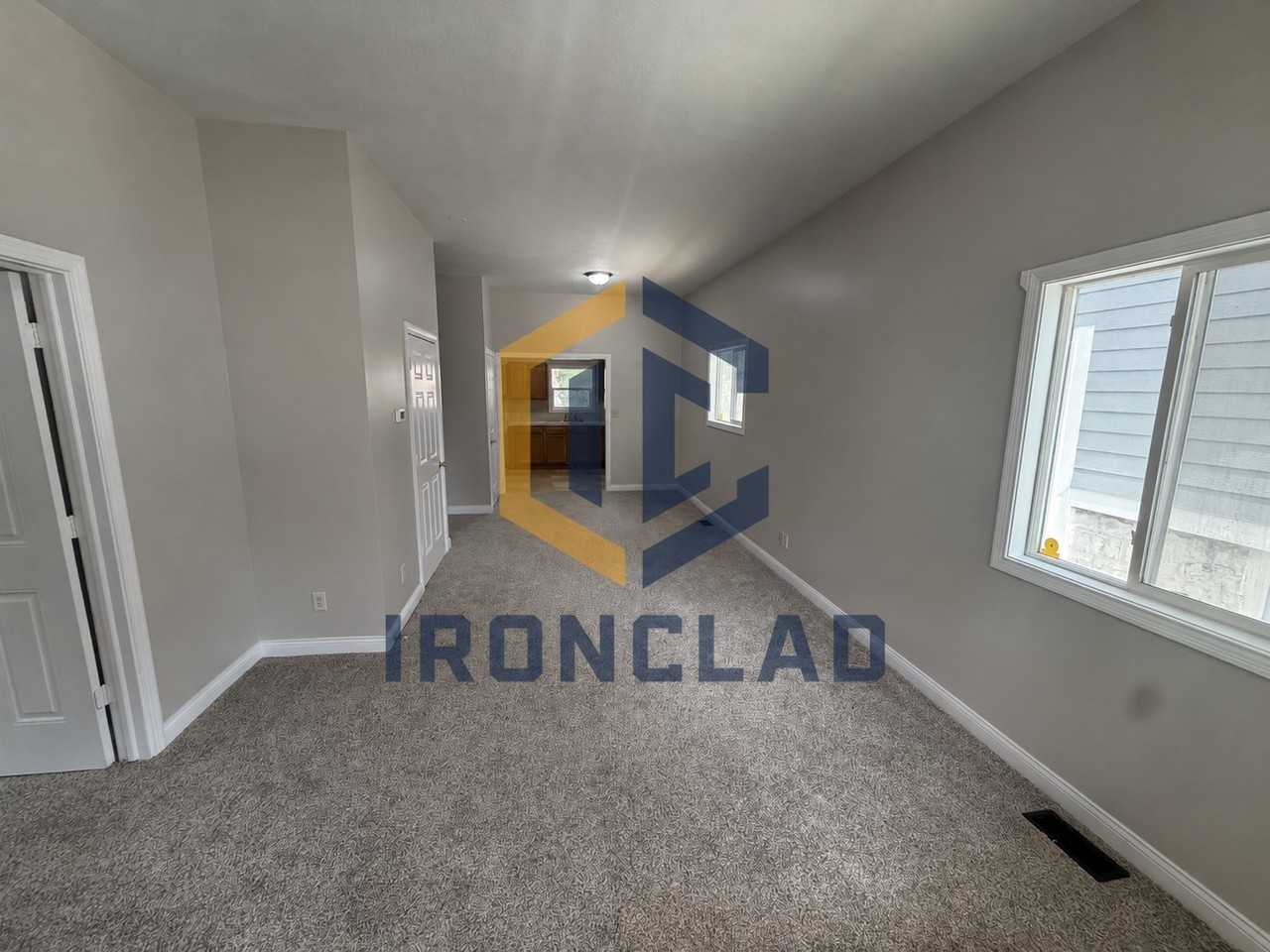 1234 W 35th St - Photo 4 of 13