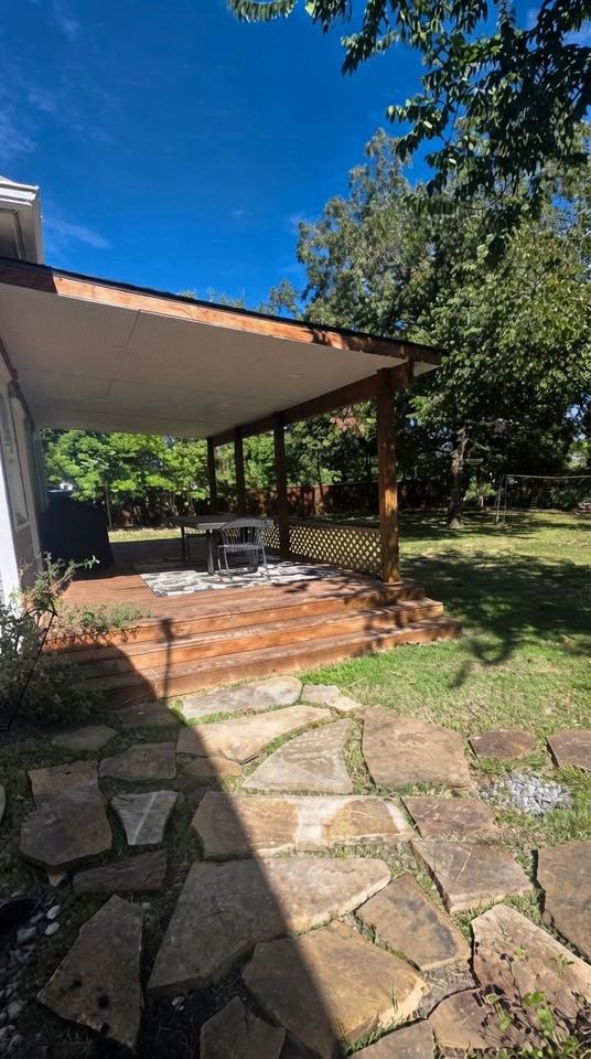 908 N Church St - Photo 2 of 13