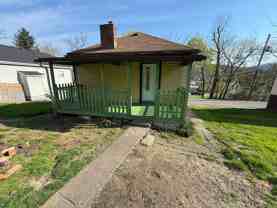 843 1/2 6th Ave - Photo 1 of 1