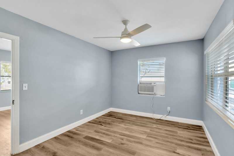 308 S Mars Ave - Photo 6 of 8