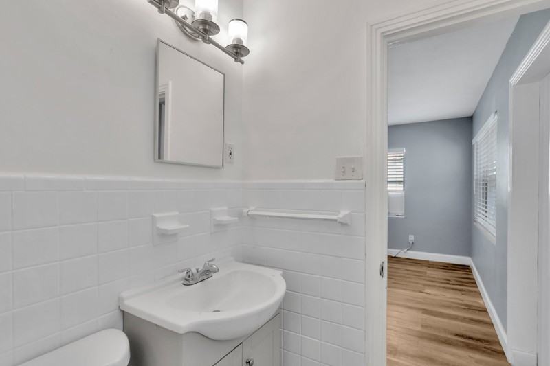 308 S Mars Ave - Photo 7 of 8