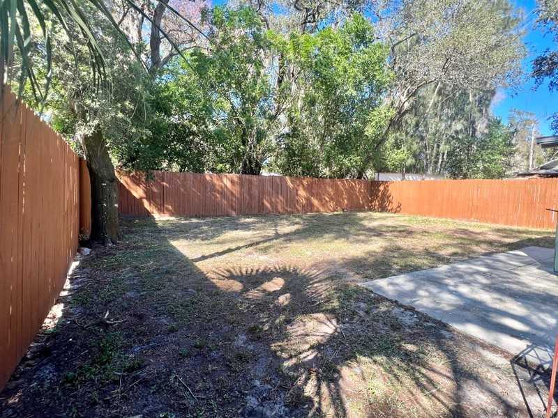 551 1/2 Wildwood Way - Photo 5 of 32