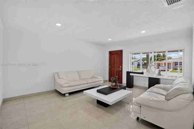 6010 Swst #6010 - Photo 6 of 50