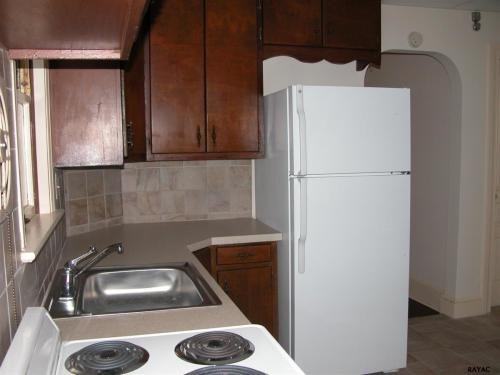 1629 W Market St #1 - Photo 2 of 7