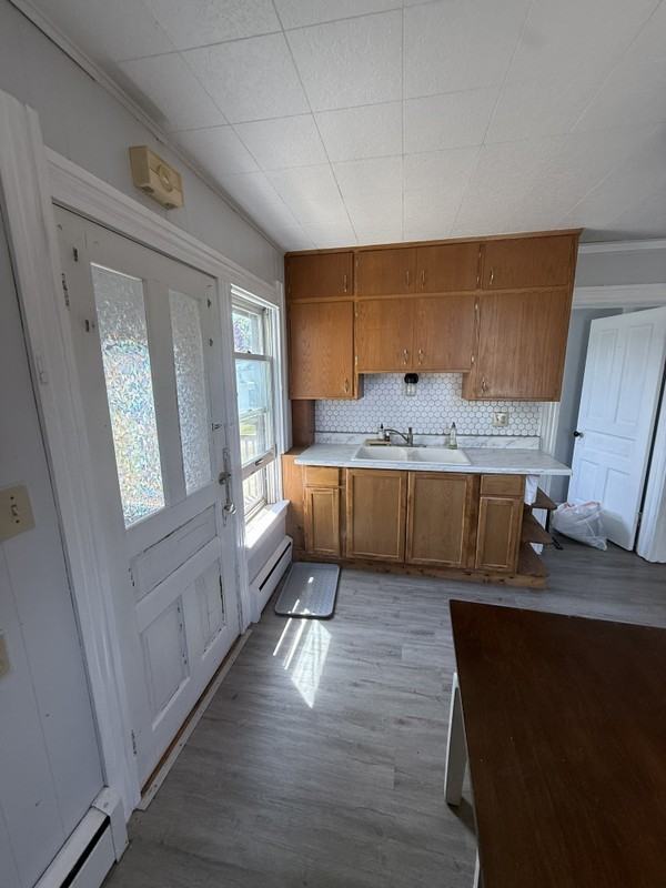 117 E Walters St #117 - Photo 2 of 11