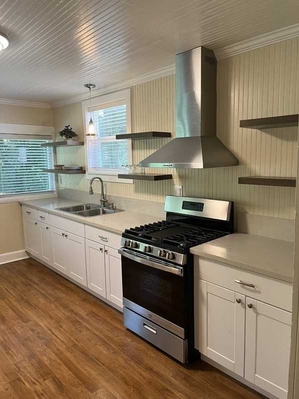 1240 Warner St #3 - Photo 3 of 5