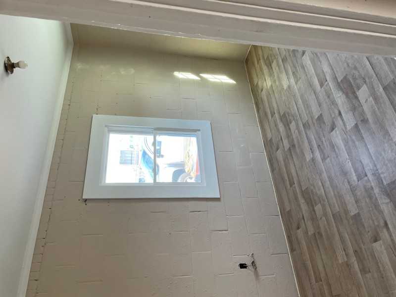 649 Rowe St - Photo 2 of 7