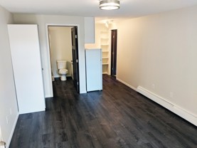 501 1st St W #503B - Photo 1 of 1