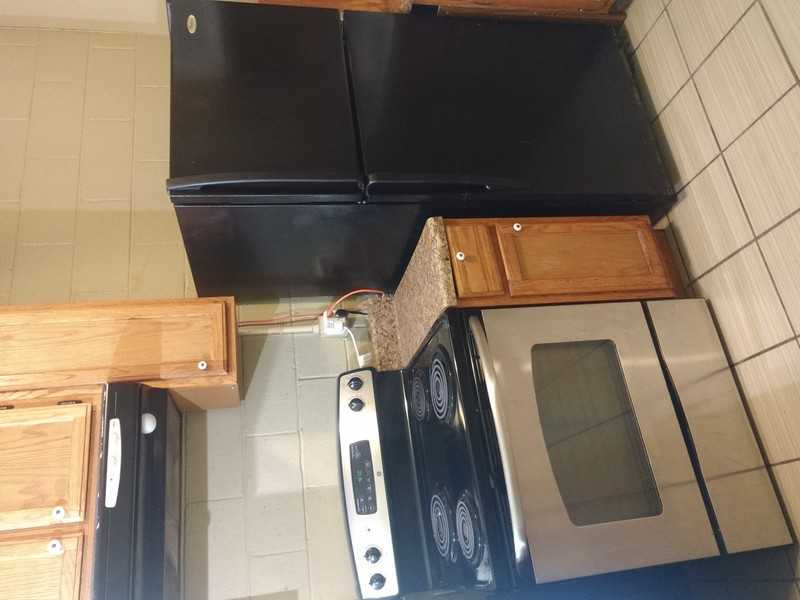 2258 W Broad St #2 - Photo 2 of 15