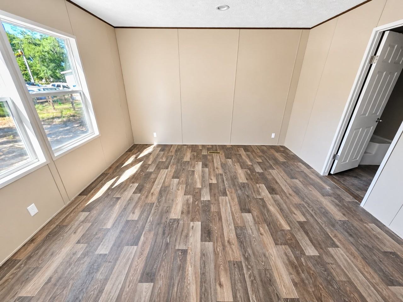 2320 Rosy Rd - Photo 6 of 16