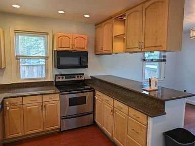 101 E Franklin Ave - Photo 7 of 12