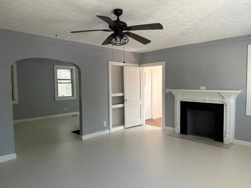 1900 Auburn Rd - Photo 4 of 8