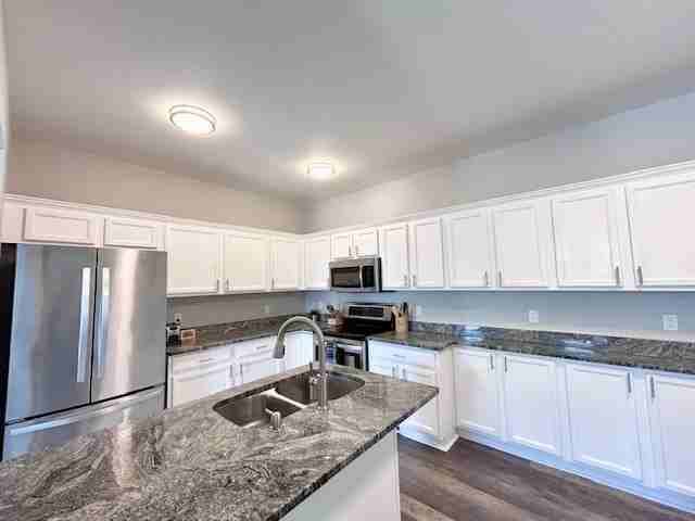 5047 Paladin Dr - Photo 2 of 22