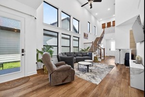 featured image of 1514 Park Path Dr