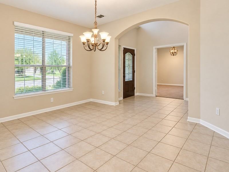 13807 Sutherland Spring Ln - Photo 3 of 4