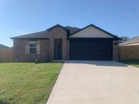 1503 Ridgeview Dr - Photo 1 of 1