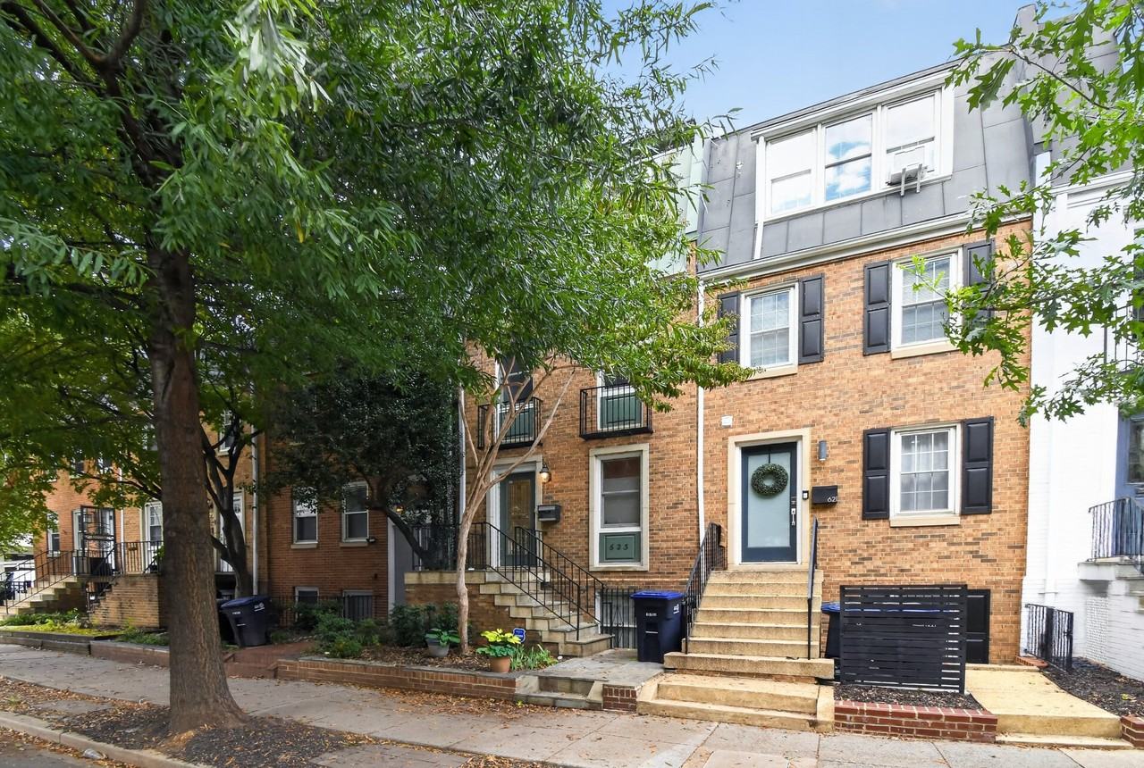 623 I St Sw - Photo 2 of 22