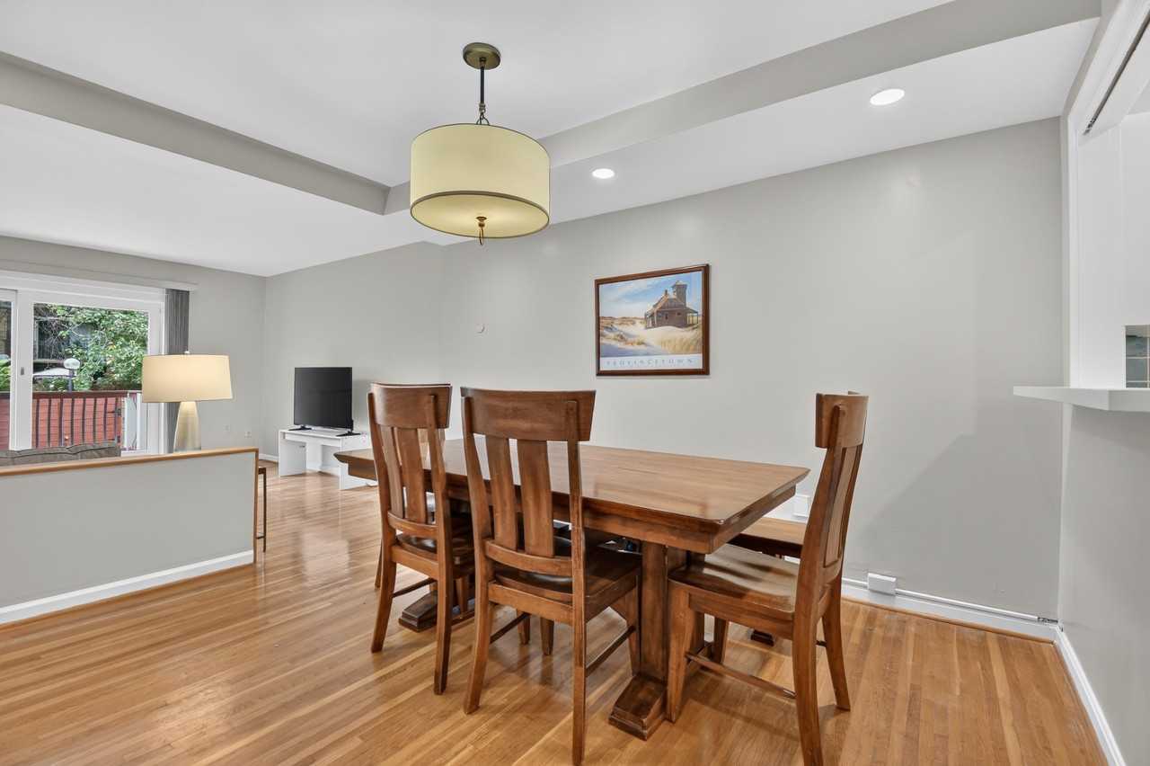 623 I St Sw - Photo 6 of 22