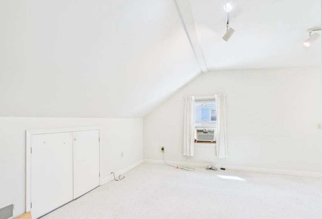 393 Waters Rd - Photo 2 of 20