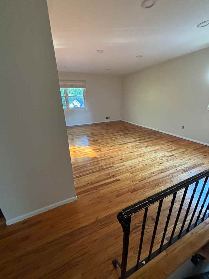 970 Carlton Blvd #2 - Photo 3 of 17