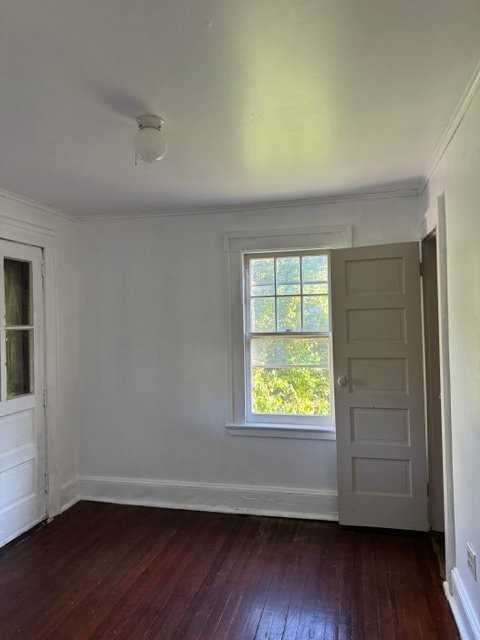 164 Grove St #A - Photo 5 of 10