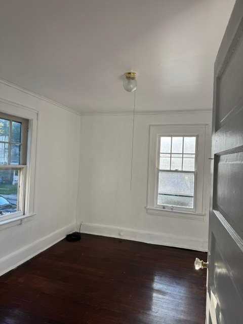 164 Grove St #A - Photo 6 of 10
