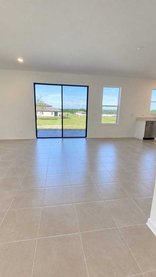 12151 Stirrup Dr - Photo 5 of 20