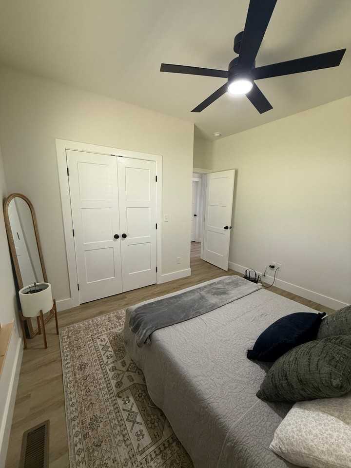 5319 Upshaw Dr - Photo 5 of 16