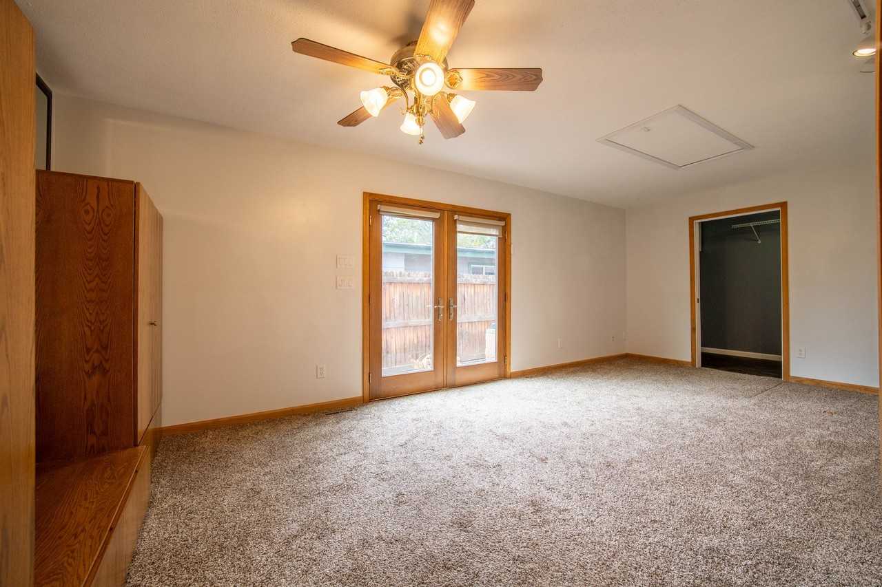 1225 N 4th St - Photo 4 of 20