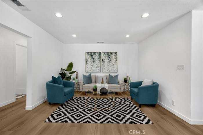 6112 Freckles Rd - Photo 2 of 20