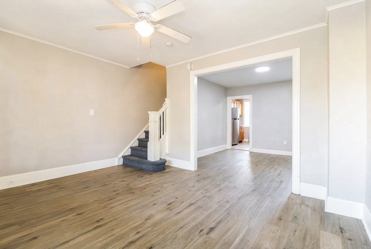 1532 S Vogdes St - Photo 3 of 8