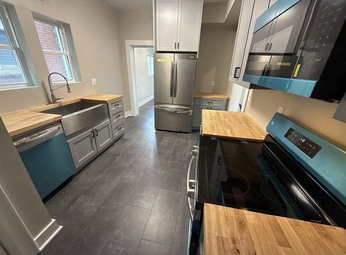 1012 11th Ave - Photo 5 of 12