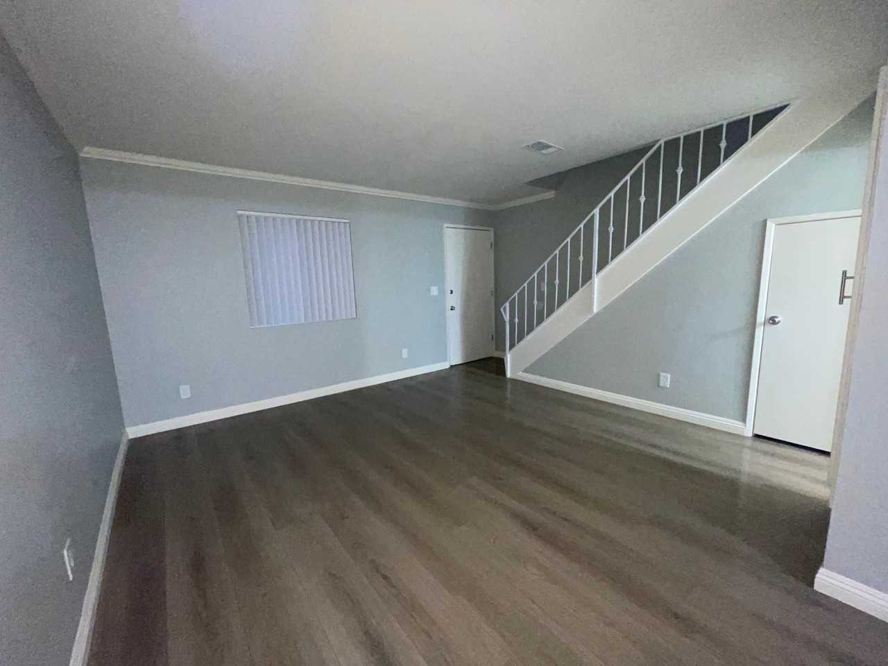 17706 Scherzinger Ln #10 - Photo 5 of 10