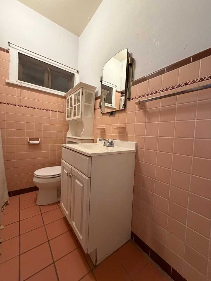 420 28th St N - Photo 7 of 18