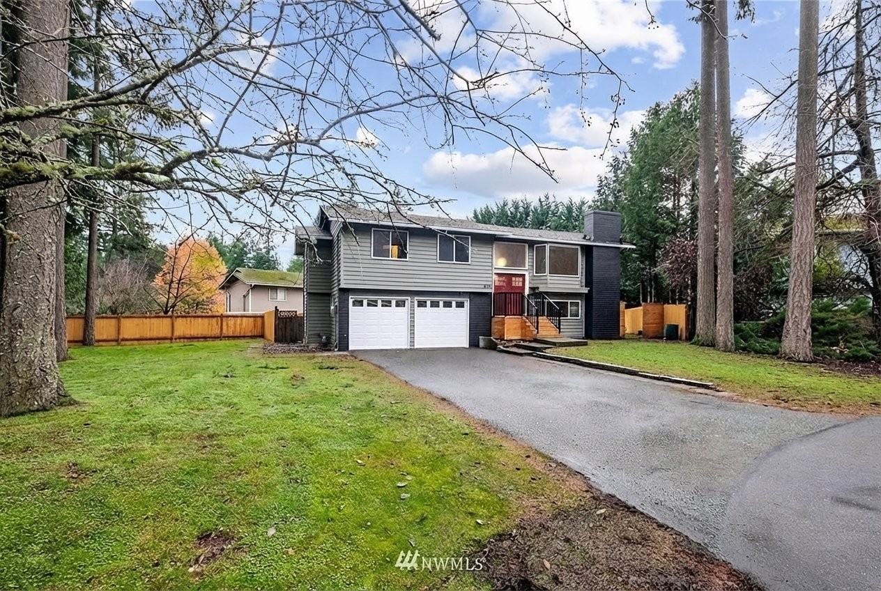 813 217th Pl Ne - Photo 2 of 18
