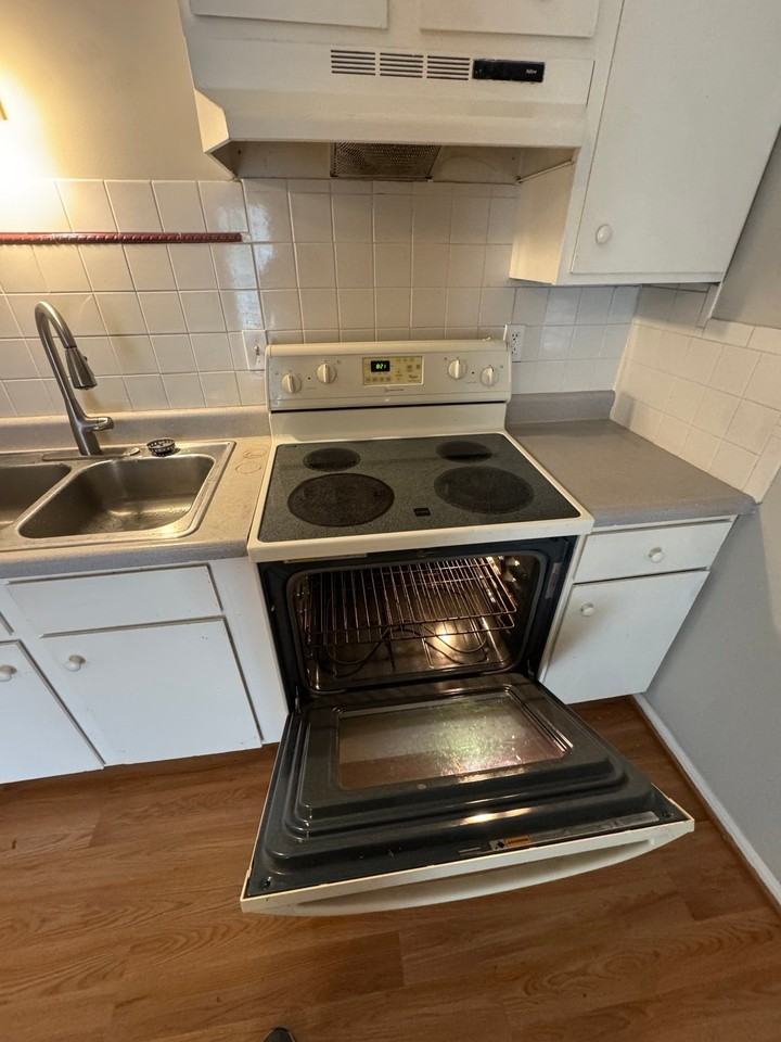 222 Falmouth St #B - Photo 6 of 10