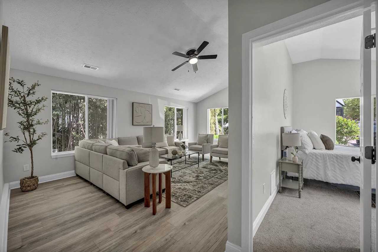350 Kenilworth Rd - Photo 4 of 20