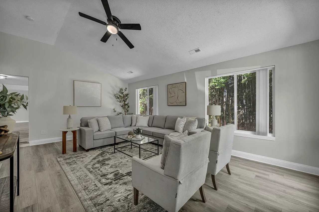 350 Kenilworth Rd - Photo 6 of 20