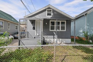 featured image of 917 S 9th St
