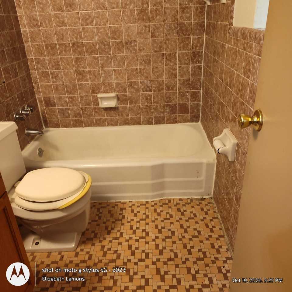 4145 Magnolia Ave #19 - Photo 7 of 9