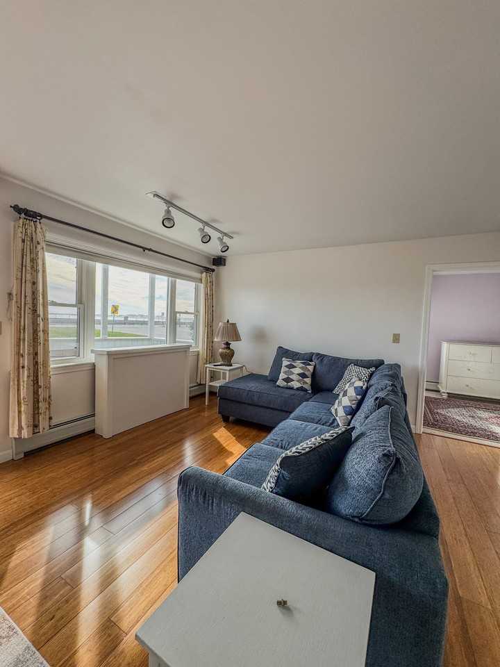 501 Ocean Blvd #1 - Photo 4 of 19