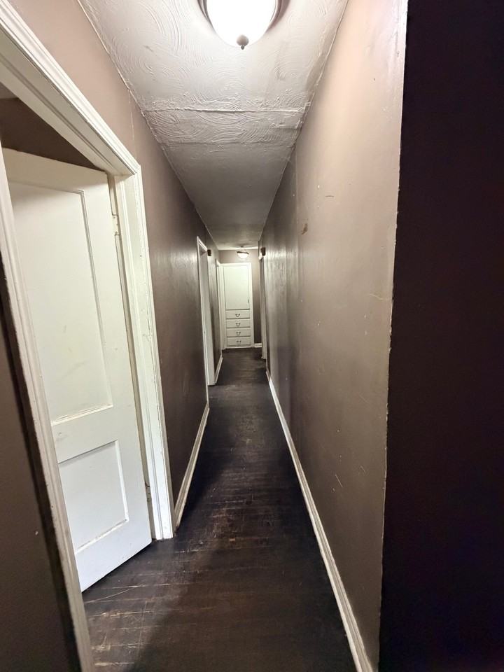 2501 Nw Prentice Ave - Photo 6 of 9