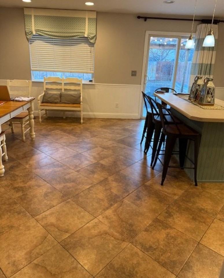 9820 Tiberias Ct - Photo 6 of 15