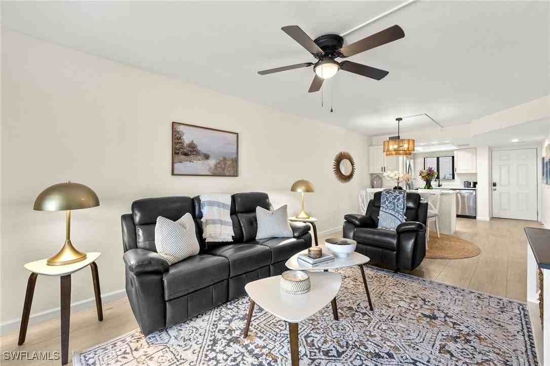 4770 Estero Blvd - Photo 3 of 16