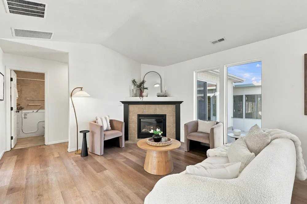 10220 W 10th Ave - Photo 4 of 20