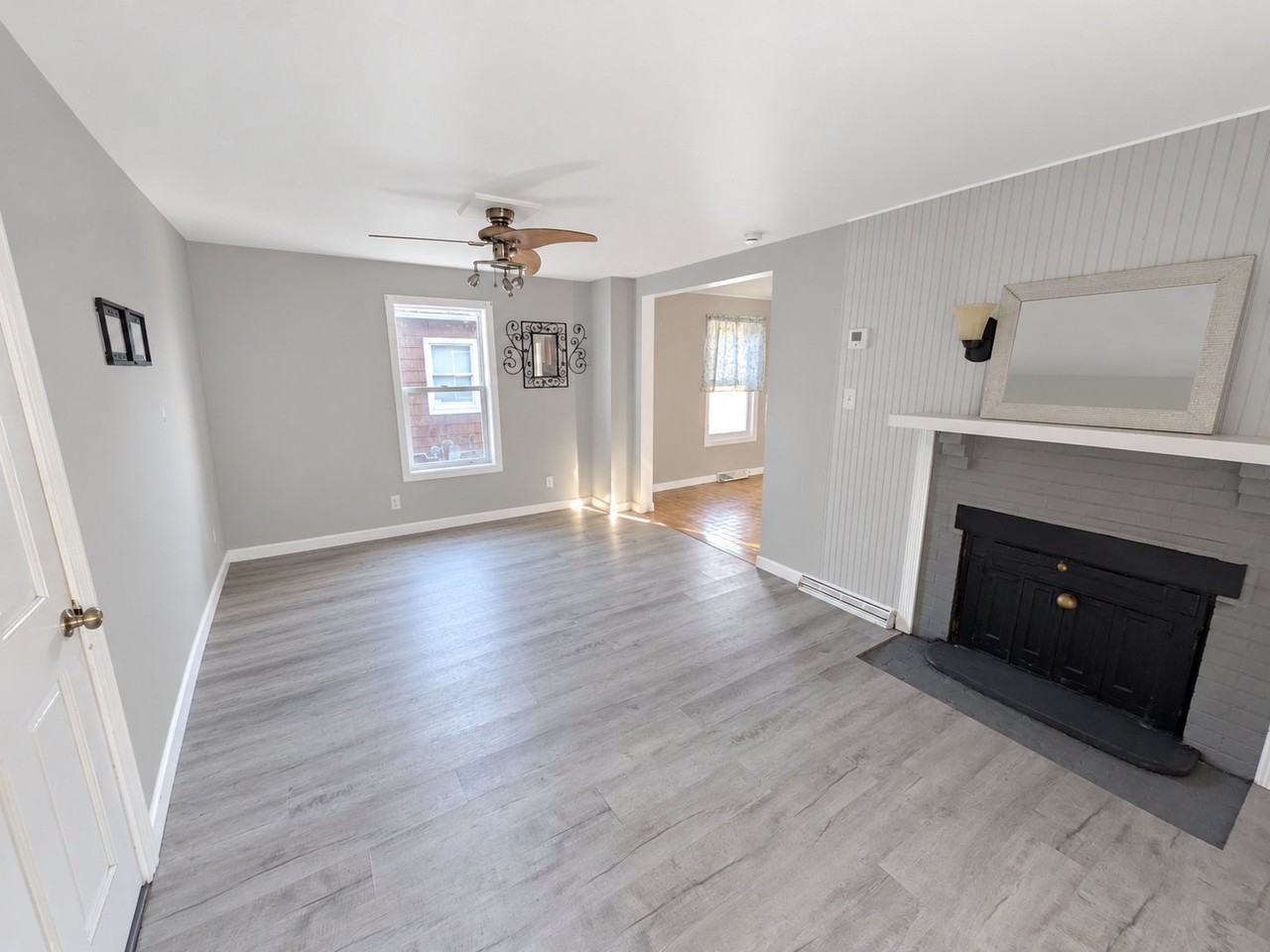70 Walton Ave - Photo 4 of 20