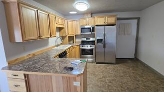 220 Linder Ave - Photo 1 of 1
