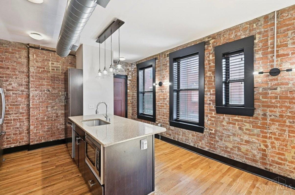 14 W 14th St #201 - Photo 4 of 15