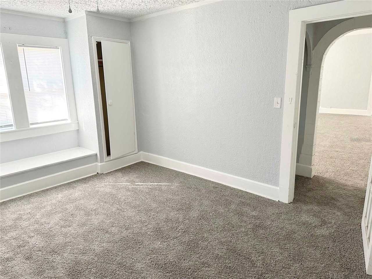 811 18th Ave S - Photo 5 of 19