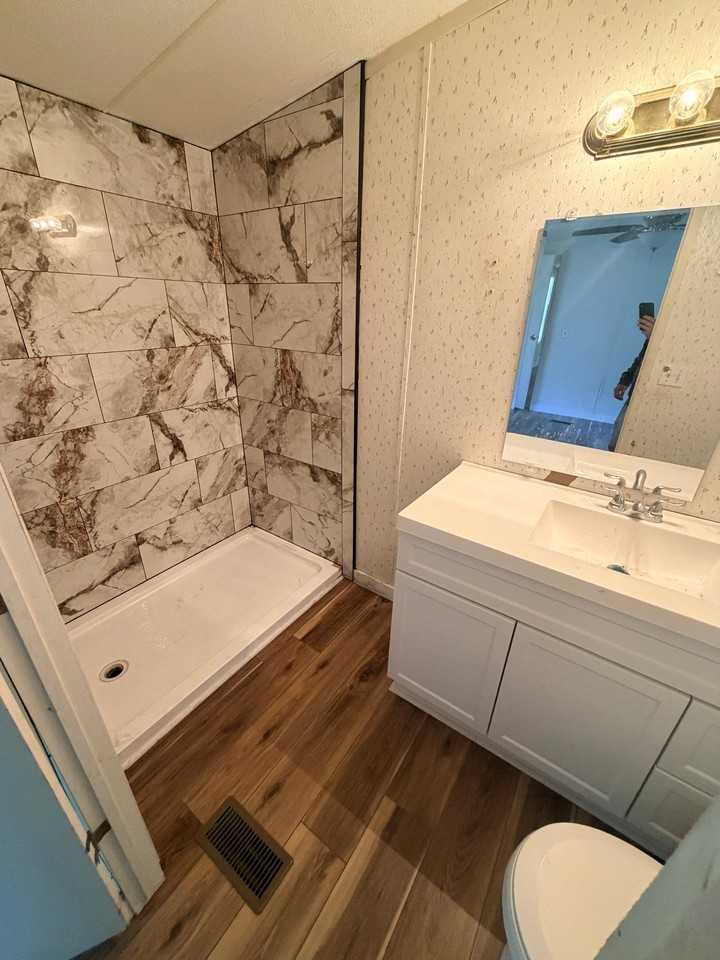 2094 Lott St Sw - Photo 6 of 11